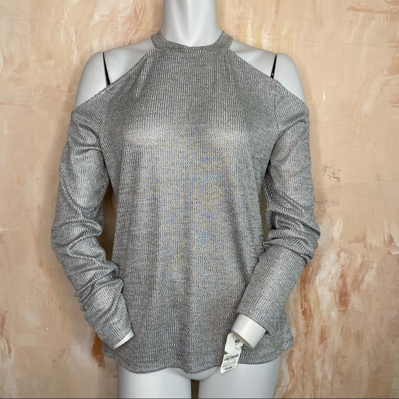 Large Bar III Cold Shoulder Ribbed Top - Picture 1 of 5